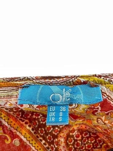 36 Beden çeşitli Renk Koton Bluz %70 İndirimli.