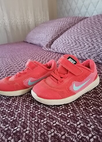 Nike spor ayakkabı 