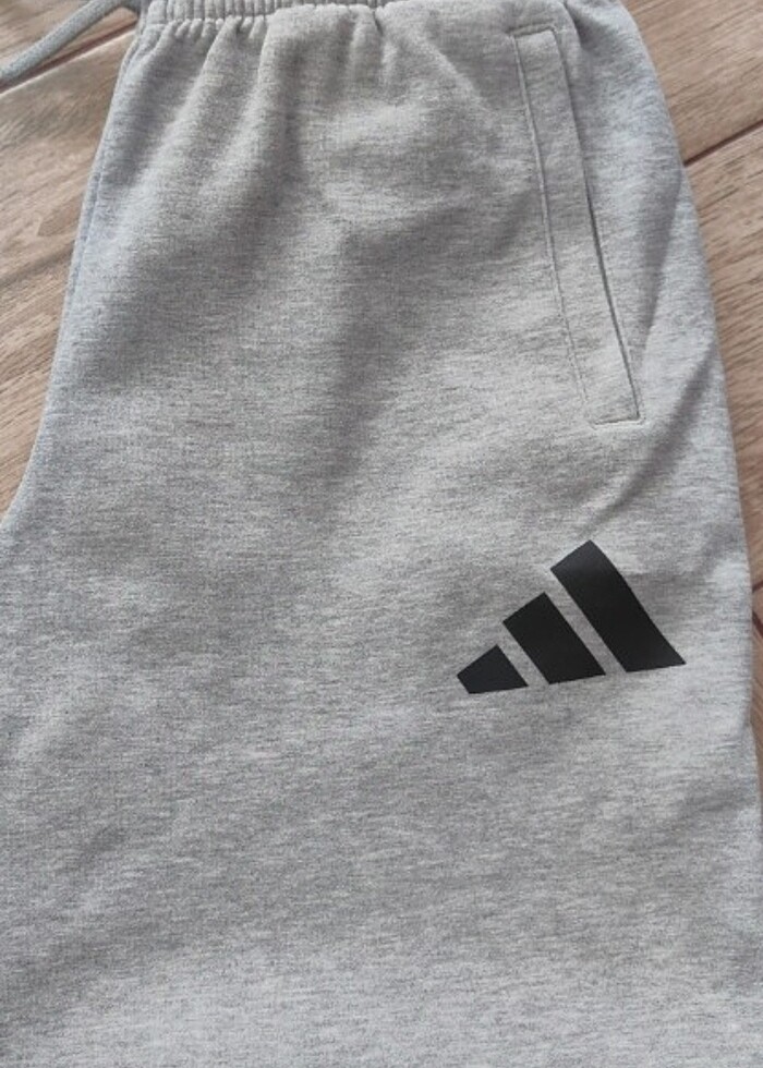 Adidas orijinal  12 yaş  - Görsel 3