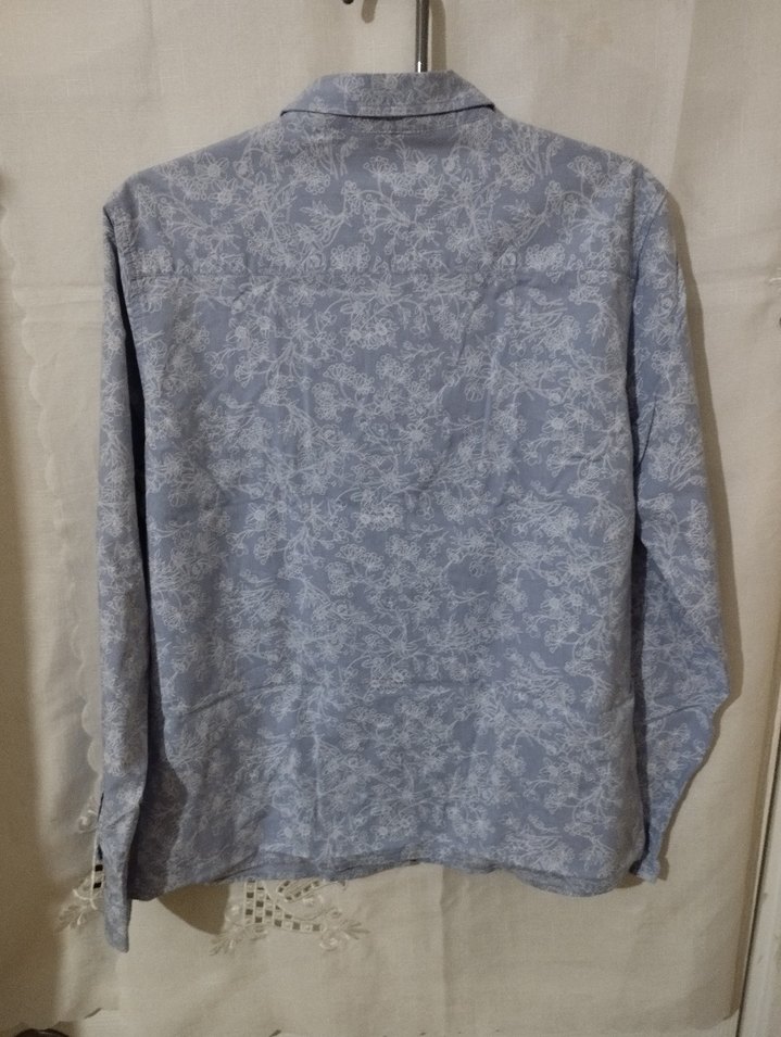 Pamuklu Uzun Kollu Düğmeli Mavi Gömlek - Görsel 2