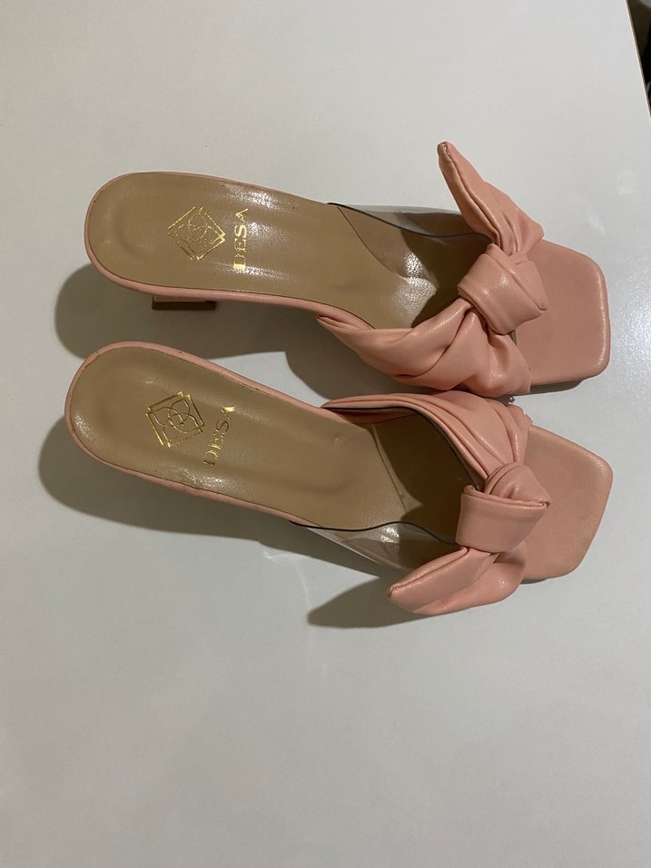 Pembe Fiyonklu Blok Topuk Terlik - Görsel 3