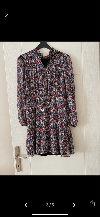 Çiçekli şifon elbise - Görsel 2