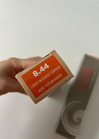 Color Naturel'in Yoğun Bakır saç boyası - Görsel 2