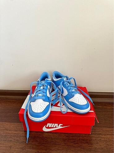 Nike Dunk Low