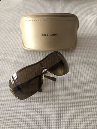 Giorgio Armani Gözlük