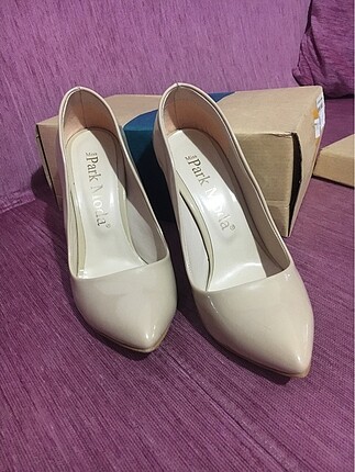 stiletto ayakkabı