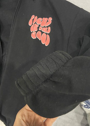 Siyah Kapüşonlu Fermuarlı Sweatshirt - Görsel 2