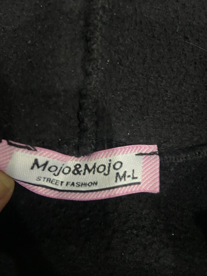 Siyah Kapüşonlu Fermuarlı Sweatshirt - Görsel 3