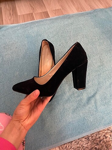 Diğer Stiletto