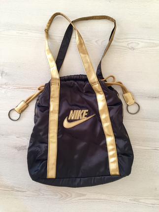 Orijinal Nike çanta