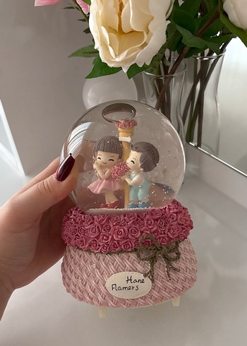 Pembe Çiçekli Kar Küresi - Görsel 2