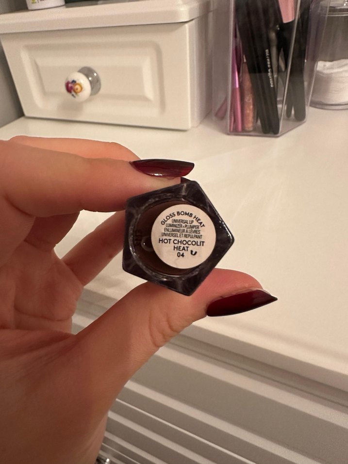 fenty glos - Görsel 3