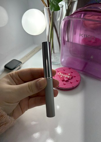 Clinique Almost Lipstick Renkli Dudak Balmı - Görsel 2