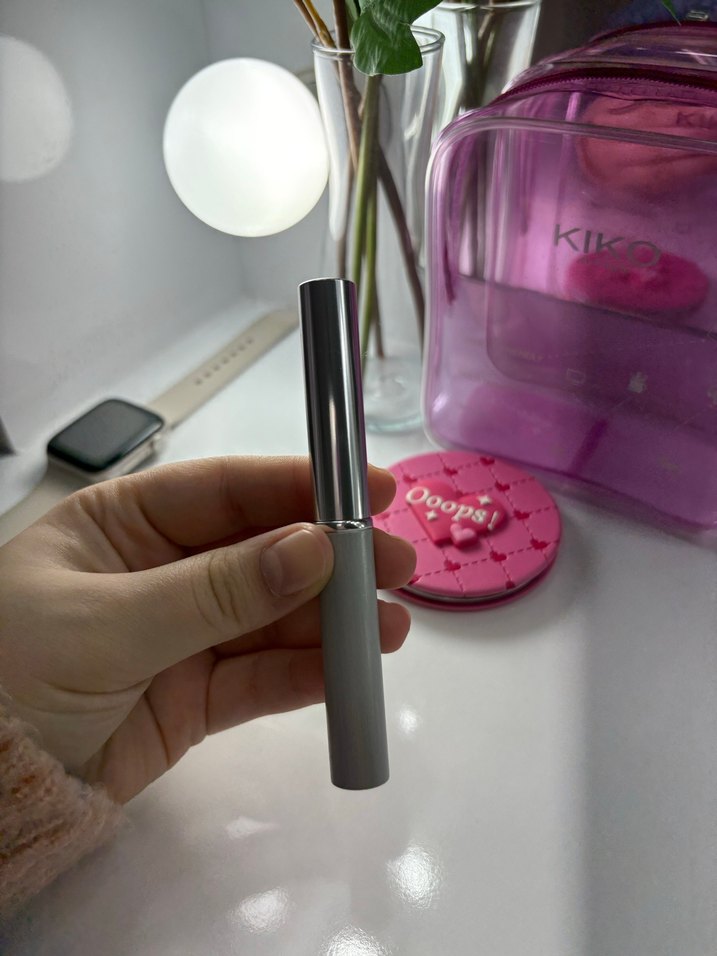 Clinique Almost Lipstick Renkli Dudak Balmı - Görsel 2