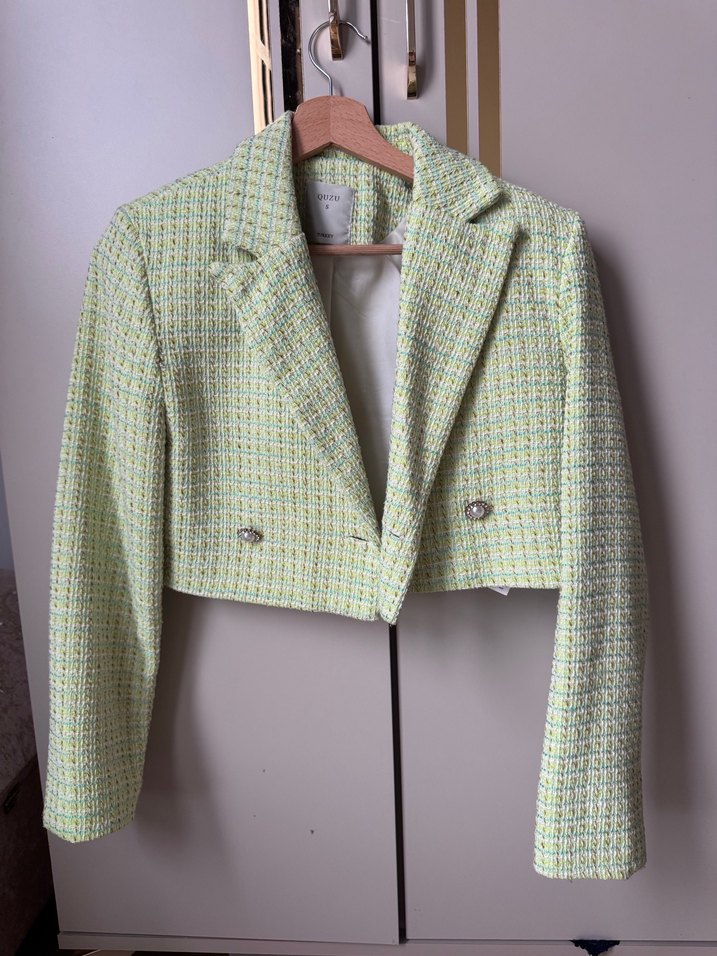 Düğmeli Pastel Yeşil Midi Kadın Blazer - Görsel 2