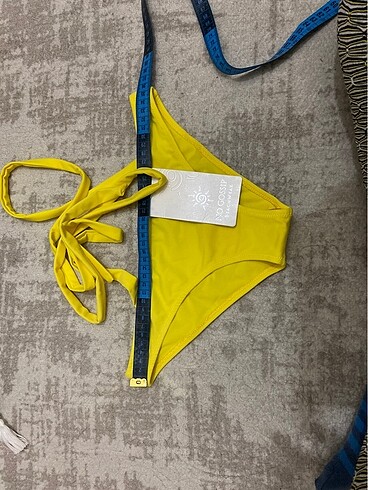 m Beden Bikini altı