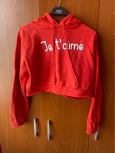 Crop sweat