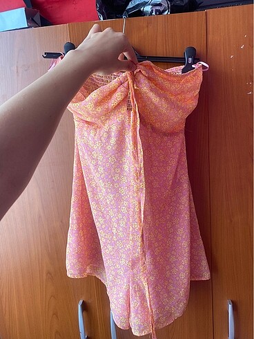 Bershka Elbise