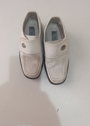 Düğmeli Beyaz Erkek Çocuk Özel Ayakkabı - Görsel 2