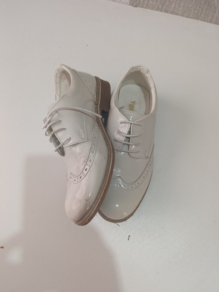 Beyaz Klasik Erkek Çocuk Özel Ayakkabı - Görsel 3