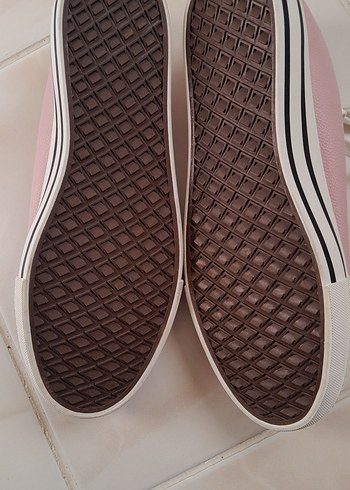 Pembe Bağcıklı Kadın Spor Ayakkabı - Görsel 3