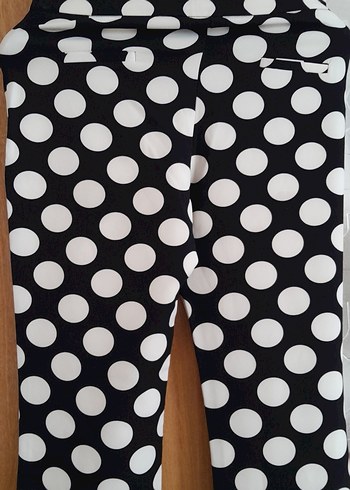 Düğmeli Siyah Beyaz Puantiyeli Kadın Pantolon - Görsel 2