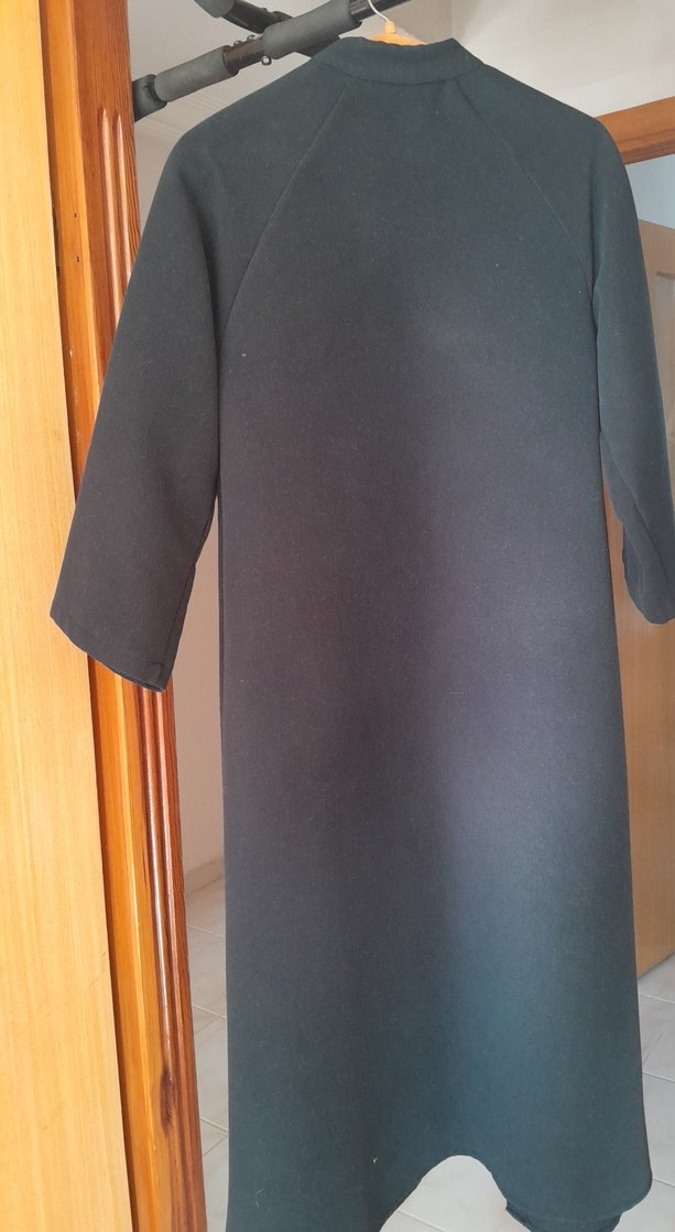 Düğmeli Siyah Kadın Uzun Kaban - Görsel 3