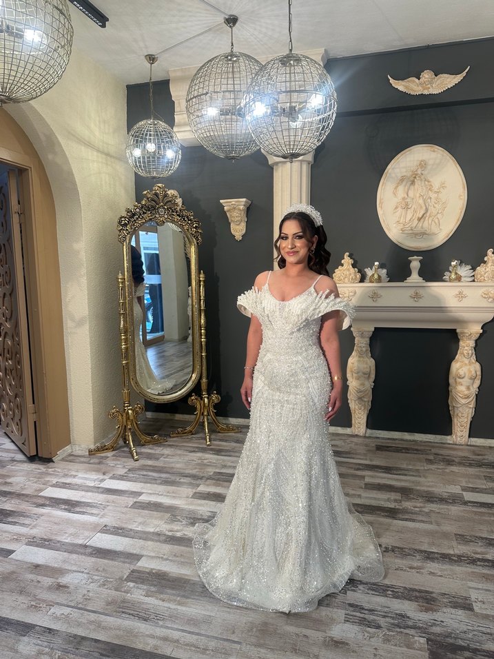 İnci ve taş İşlemeli balık gelinlik - Görsel 4