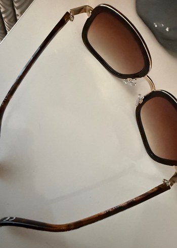 Kahverengi Kemerli Kadın Güneş Gözlüğü - Görsel 2