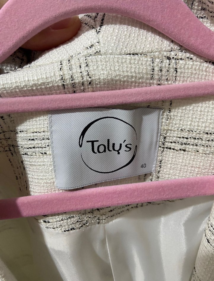 Desenli Beyaz Kuşaklı Blazer - Görsel 3