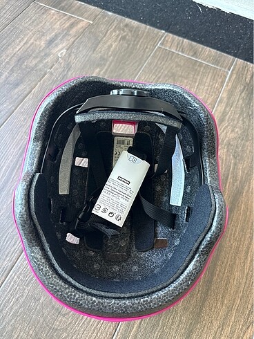 Decathlon Paten kaskı(Hiç kullanılmamış)etiketli