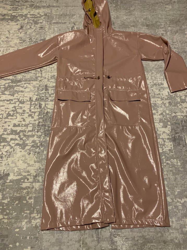 Parlak Bej Kapüşonlu Yağmurluk - Görsel 2