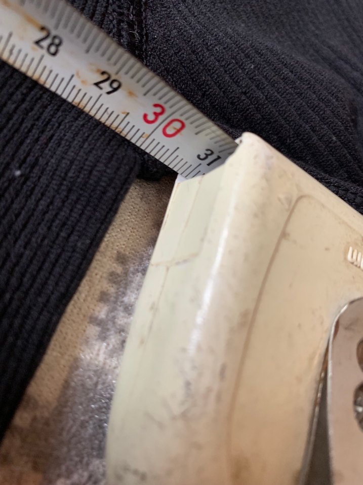 Siyah V Yaka Uzun Kollu Kadın spor üst - Görsel 4