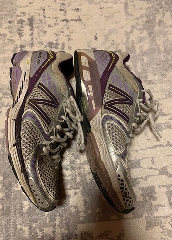 Mor Desenli Kadın Spor Ayakkabı - Görsel 3