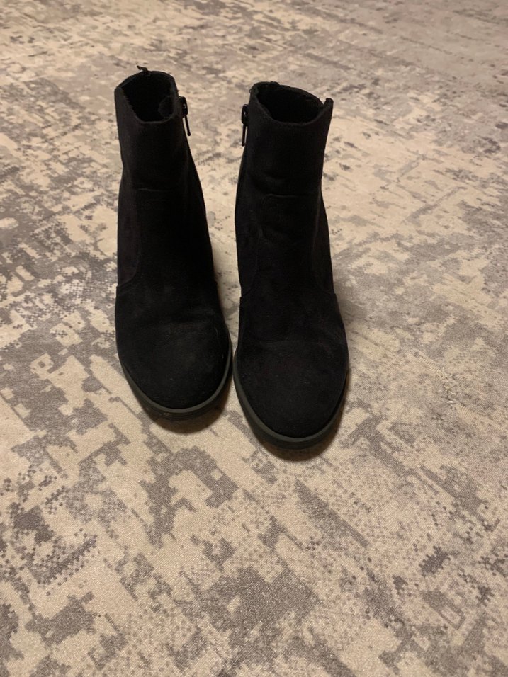 Siyah Süet Tokalı Topuklu Bot - Görsel 5