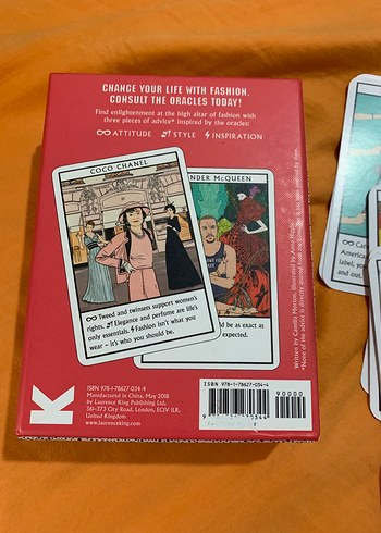 Fashion Oracles: Moda ve Yaşam İlhamı Kitabı - Görsel 4