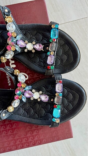 38 Beden Pierre Cardin 38 beden taşlı sandalet