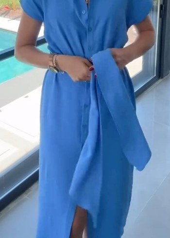 Mavi V Yakalı Kemerli Uzun Elbise - Görsel 2