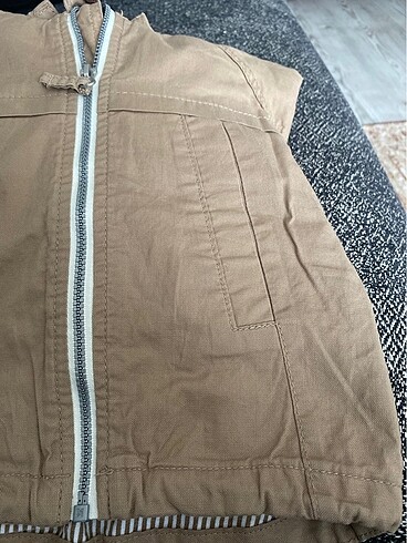 6-9 Ay Beden camel Renk H.M yağmurluk