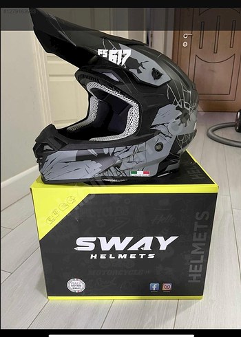 Sway fullface Gri Baskılı Metal Kemerli Motosiklet Kaskı - Görsel 4