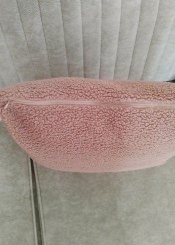 Bej Yumuşak Dokulu Modern Kırlent - Görsel 2