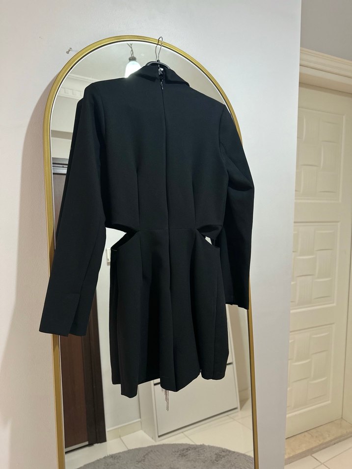 Zara Boncuklu Pencere Detaylı Tulum - Görsel 5