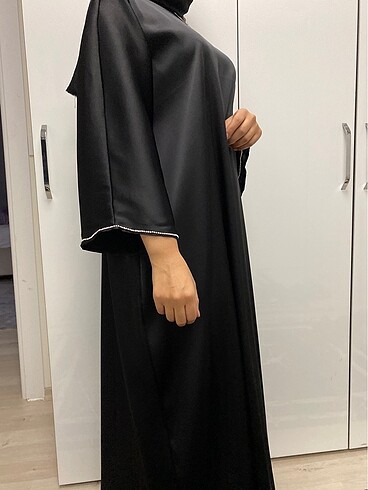 Armine Abaya