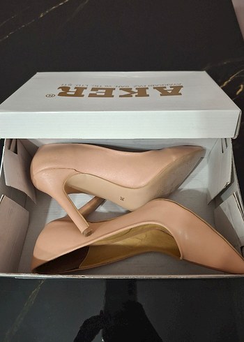 38 Beden ten rengi Renk Bej Minimalist Stiletto Topuklu Kadın Ayakkabı