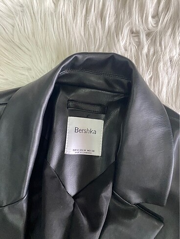 m Beden siyah Renk Bershka deri blazer