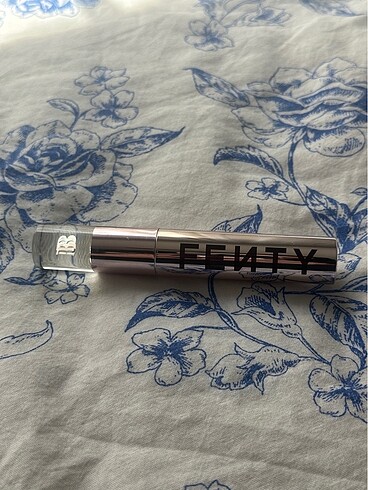 fenty beauty lipstick