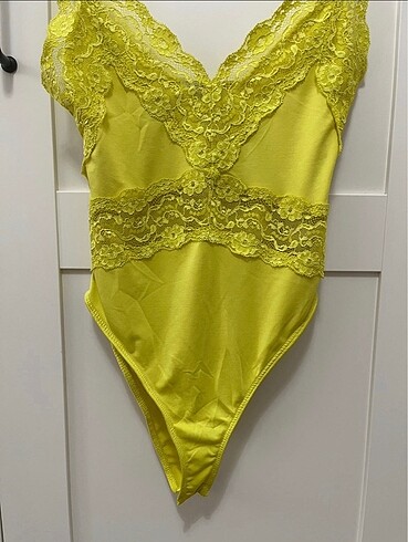 Zara Çıtçıtlı body