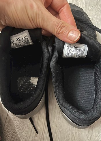 Nike kız çocuk 34 numara spor ayakkabı - Görsel 6