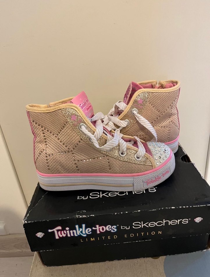 Skechers twinkle toes 28.5 numara bot - Görsel 5