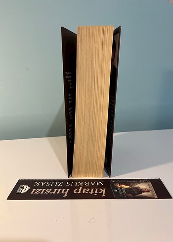 Kitap Hırsızı - Görsel 4